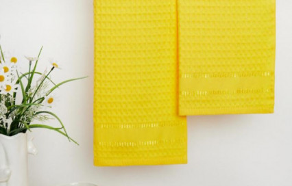 Комплект из 2-х вафельных полотенец Звезды желтый на хангере Fine Line