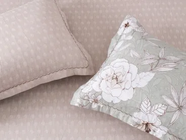 Постельное белье CN 050 сатин с вышивкой Viva-Home Textile