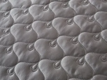 Покрывало стеганное DP001 искусственный шелк Viva-Home Textile