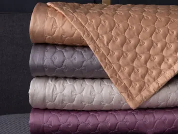 Покрывало стеганное DP004 искусственный шелк Viva-Home Textile
