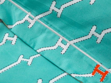 Постельное белье CN 139 сатин с вышивкой Viva-Home Textile