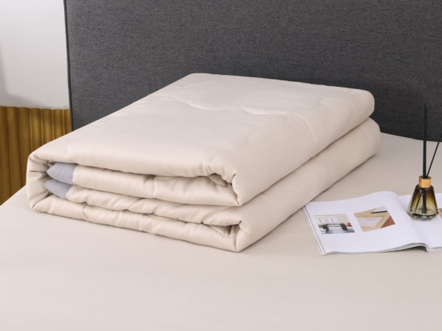Однотонное постельное белье с одеялом FB008 Viva-Home Textile сатин