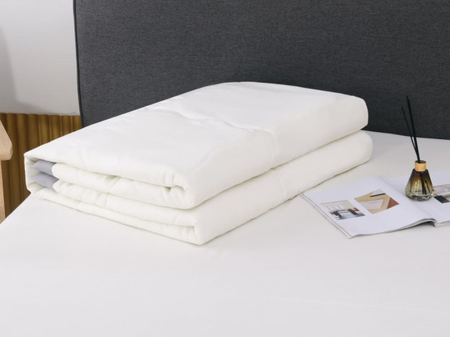 Однотонное постельное белье с одеялом FB007 Viva-Home Textile сатин