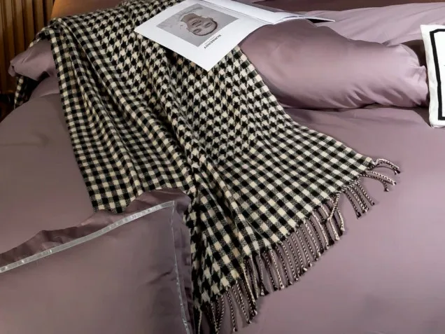Постельное белье однотонное с кантом OCPK020 сатин премиум Viva-Home Textile