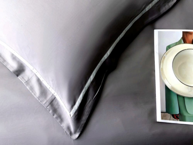 Постельное белье однотонное с кантом на резинке OCPKR028 сатин премиум Viva-Home Textile