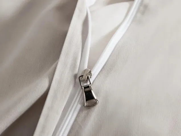 Постельное белье однотонное на резинке OCER002 сатин Элитный Viva-Home Textile