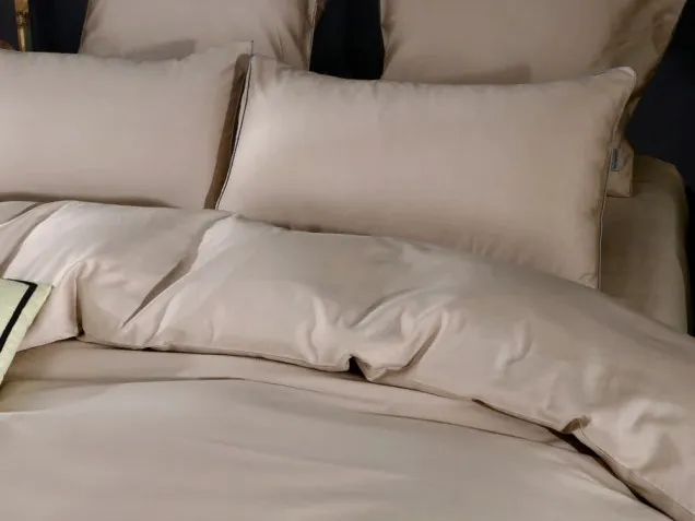 Постельное белье однотонное на резинке OCPR002 сатин премиум Viva-Home Textile