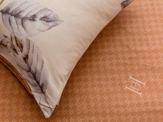 Постельное белье на резинке AR370 сатин-люкс Viva-Home Textile